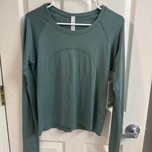 Lululemon Swiftly Tech Long Sleeve *race length